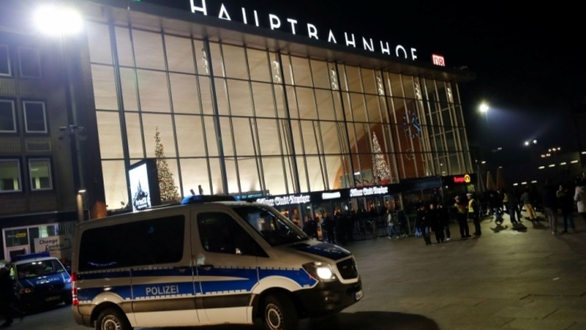 Полицията разкри: Арестуваните африканци са готвели нов масов сексуален терор за Кьолн