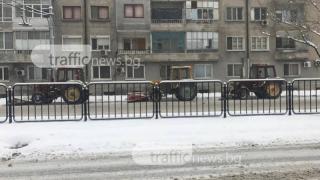 Така работят снегорините под тепетата 