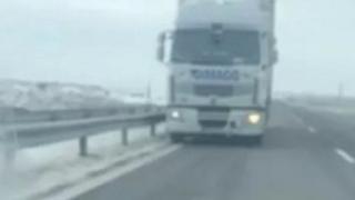 Тираджия втрещи всички на "Тракия", подкара в насрещното на аутобана (ВИДЕО)