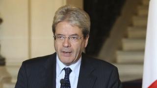 Италианският премиер по спешност в болница, ляга под ножа