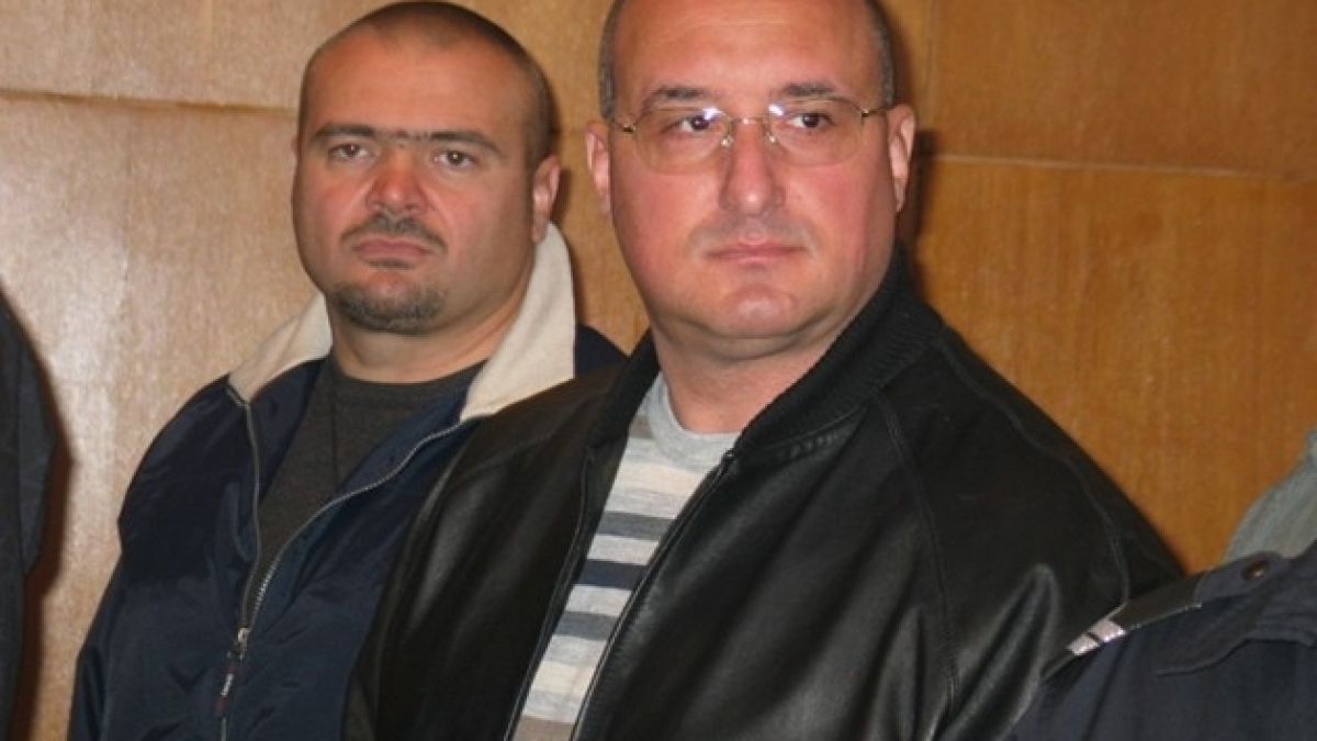 На светло е излязъл мистериозният инвалид, легализирал милионите на братя Галеви