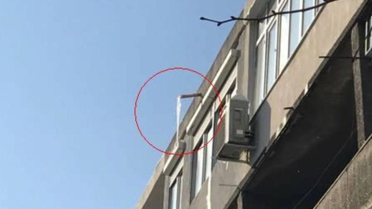Смъртоносна заплаха виси над главите на варненци (СНИМКИ)
