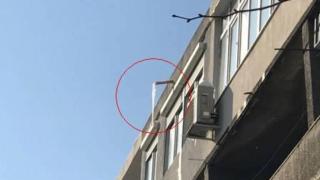 Смъртоносна заплаха виси над главите на варненци (СНИМКИ)