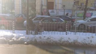 Инвалидът-просяк Алекси направи нещо, което разтопи сърцата на варненци (СНИМКИ)