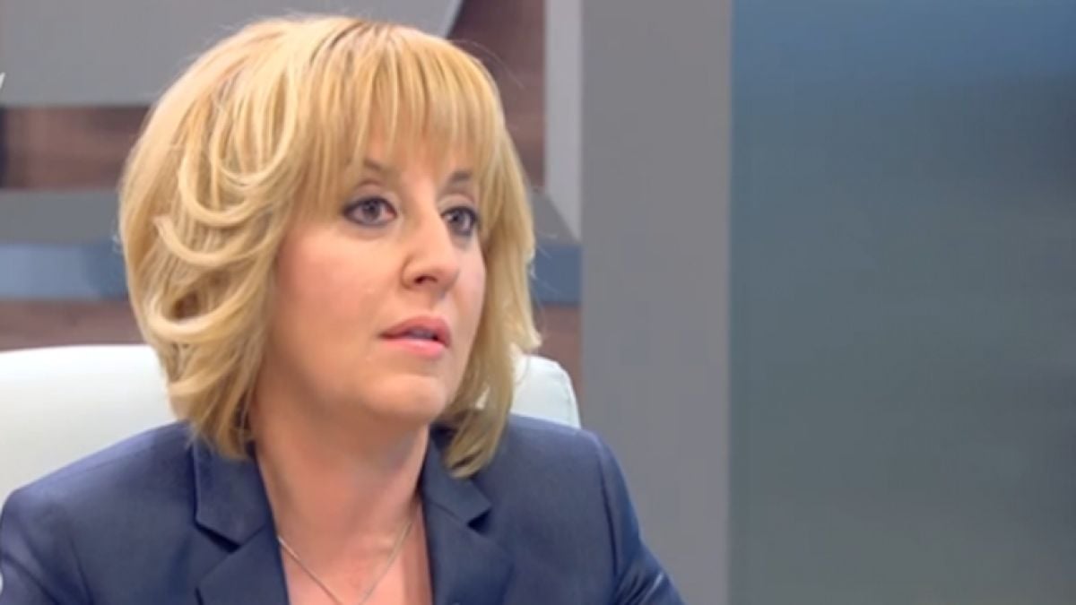 Манолова съобщи много лоша новина за едно от момичетата на Робева