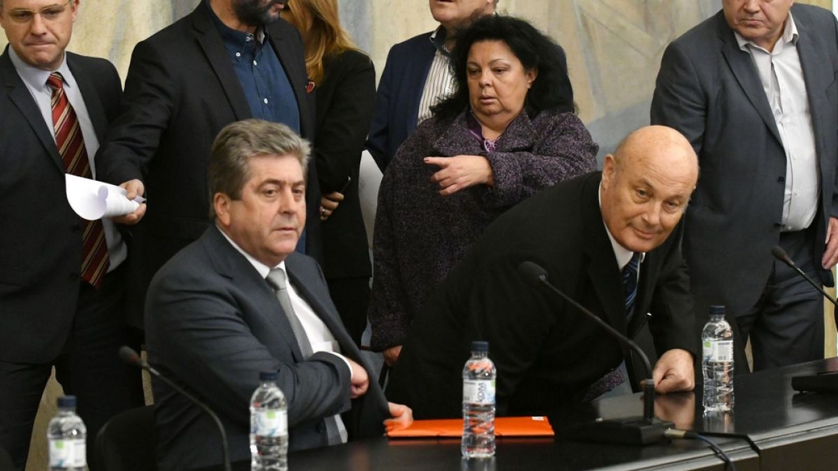 Конгрес на АБВ решава кой ще смени Първанов