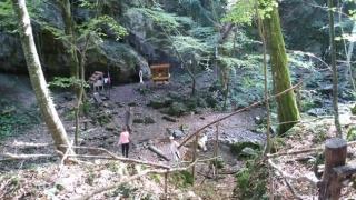 Вода от тайно тракийско светилище лекува слепи и безплодни