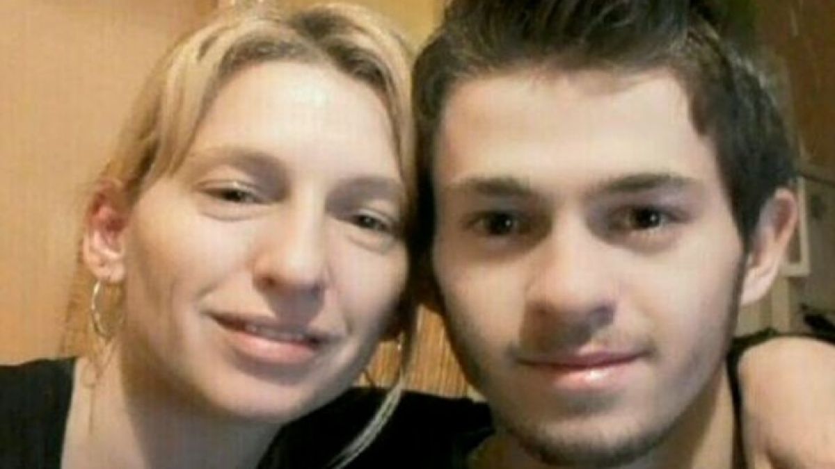 Първата СНИМКА на Майкъл след драмата! С майка му говорили цяла нощ!