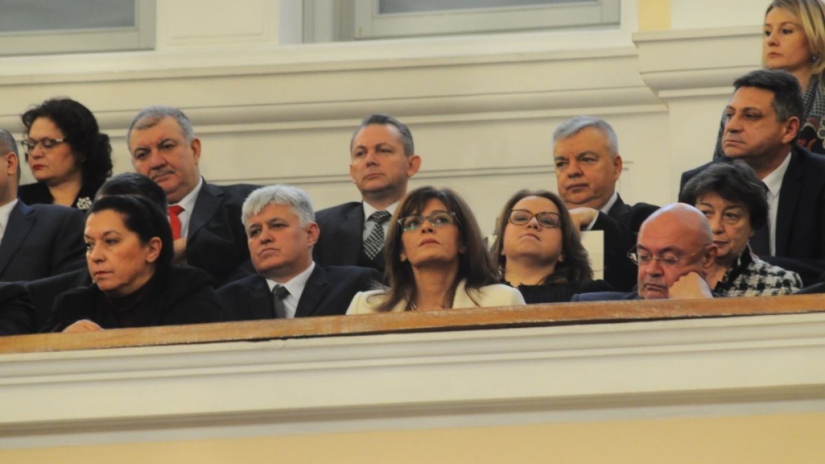 Експерти по протокола: Присъствието на първата дама не трябва да е натрапчиво 