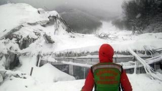 След лавината хотелът в Италия се преместил с десет метра 
