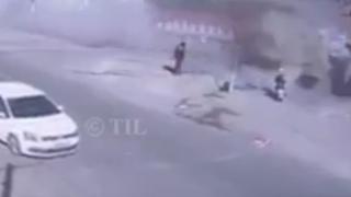 Ужасяващо ВИДЕО: Камион помете къщи и уби петима 