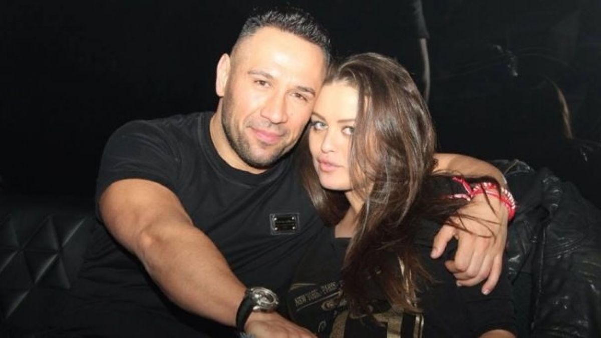 Яна Димитрова взриви мрежата и се пусна чисто гола посред зима (ГОРЕЩА СНИМКА 18+)