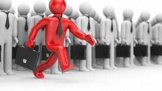 Най-интересните и добре платени професии, които се търсят в момента в България! Ето къде може да взимате 8 или 11 000 лева