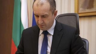 Официално от президентството: Радев избра служебния премиер, ето кой е