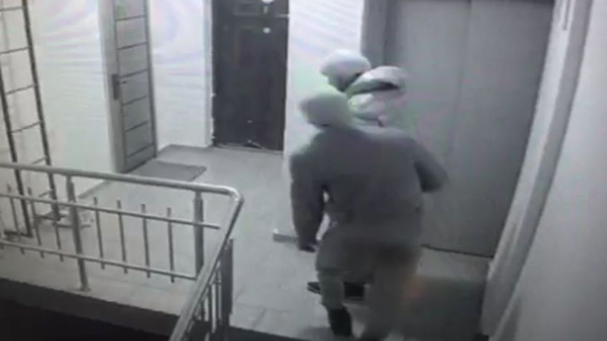 Нагли бандити налазиха кооперация в бургаския „Меден рудник”, хората от блока са вдигнали ръце (ВИДЕО)