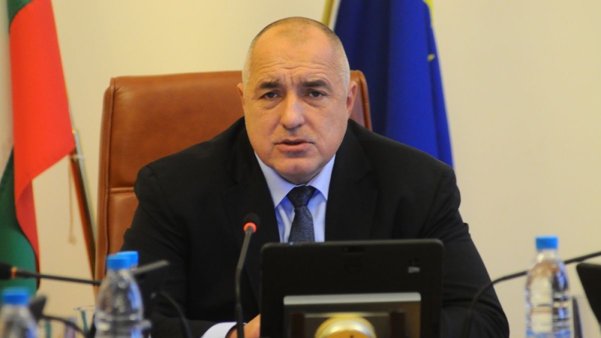 Докато кипят дебати в сутрешния ефир, ето какво прави Бойко Борисов (СНИМКА)