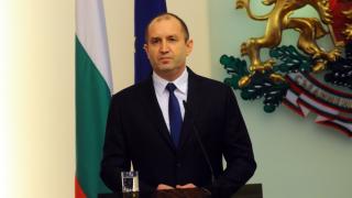Запознаха Радев с пореден БГ проблем