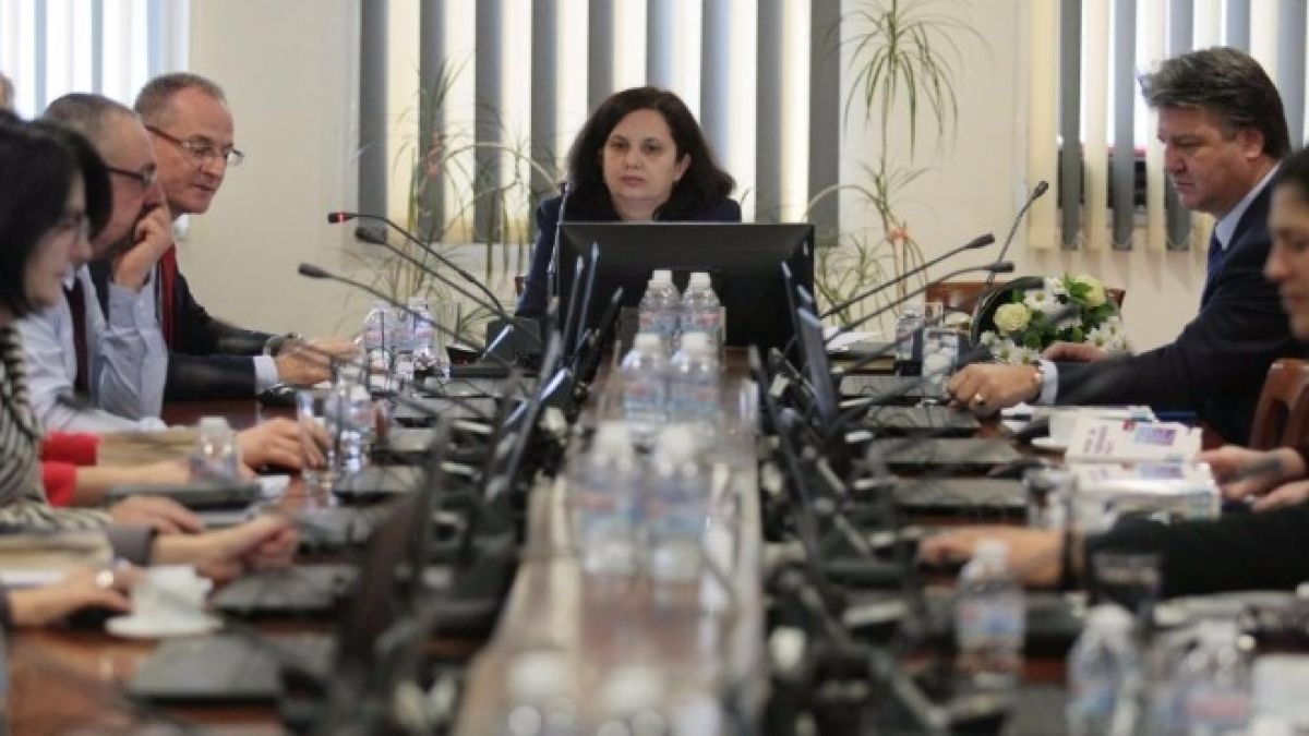 Скандалите във ВСС продължават! Главният прокурор влезе в спор с Калпакчиев заради скандалната му СНИМКА и Христо Иванов
