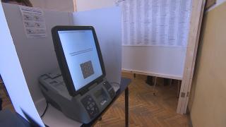 Човек на Сорос е шеф на скандална фирмата, която ще ни дава машините за гласуване 