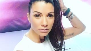 Кой разплака Кали? Певицата се показа, обляна в сълзи и написа разтърсваща изповед във Фейсбук (СНИМКА)