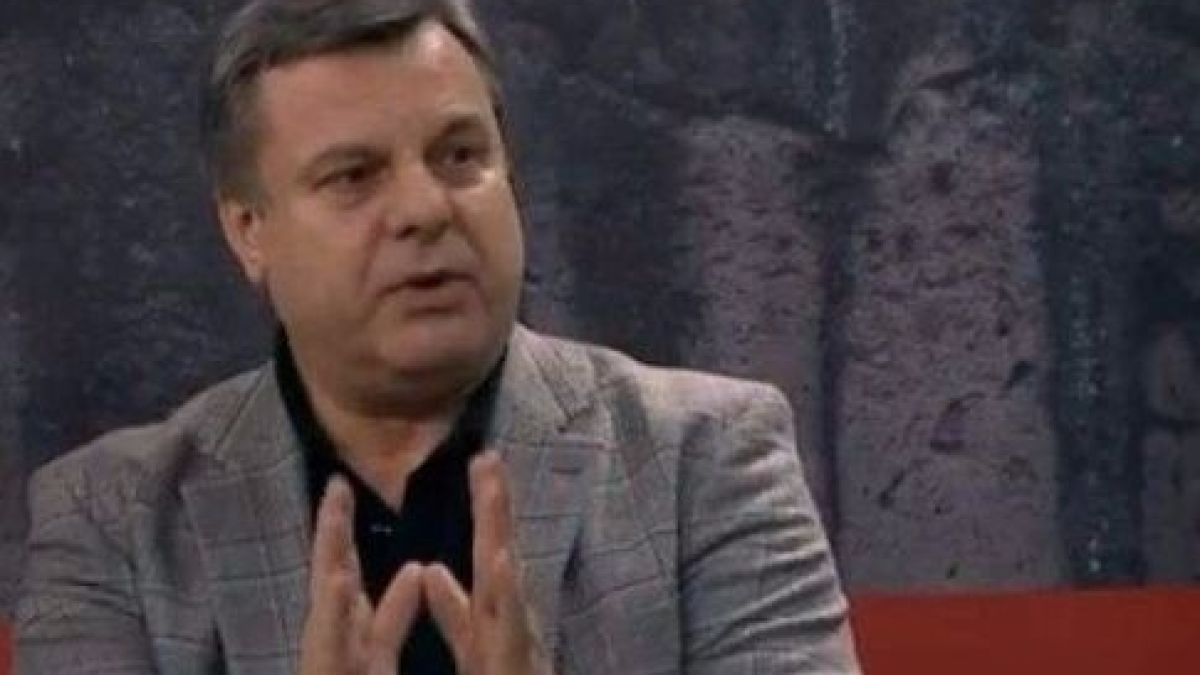 Евгений Бакърджиев: Още няма ясна оценка на приватизацията и онова, което остана след нея