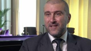 Един българин в света на милиардите