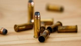 Рейнджърка от Асеновград натопена от съпруга си пред военна полиция, че крие патрони у дома!