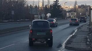 Само в БЛИЦ! В София пъпли снегорин 2.0, столичани се чудят какво е това (СНИМКИ)