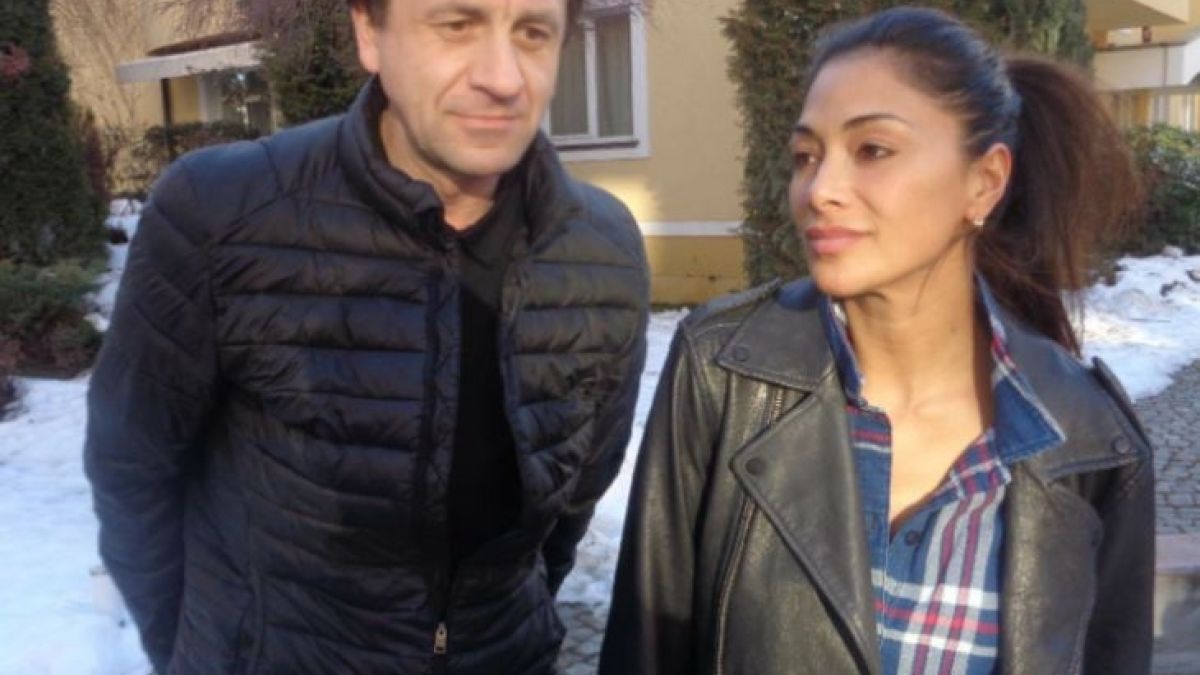 Тодор Петров излови Никол Шерцингер по пижама (СНИМКА)