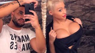 Силиконка заби нож в гърба на Николета (СНИМКА 18+)