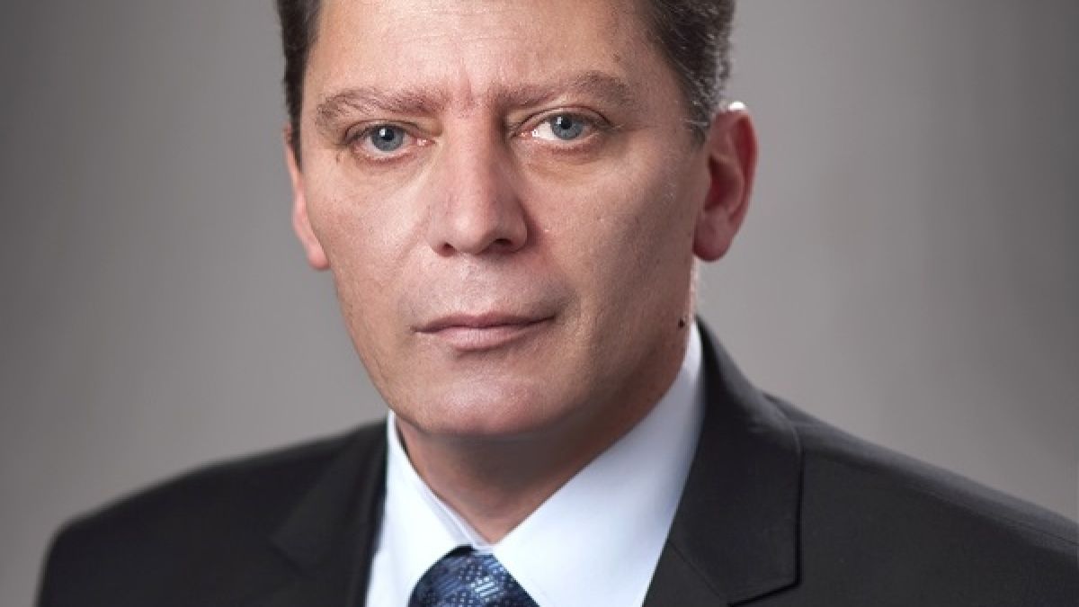 Пътният министър със спешно разпореждане за тунел "Ечемишка"