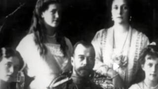 Руски милионер купува три острова в Карибати и възражда монархията
