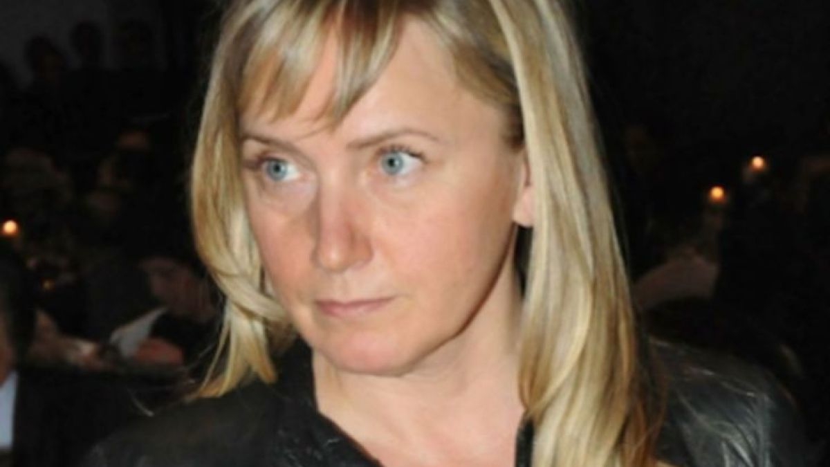 Елена Йончева напуснала президента Радев заради БСП?