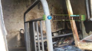 Трудно подвижна старица изгоря в дома си, решила да боядиса запалена печка