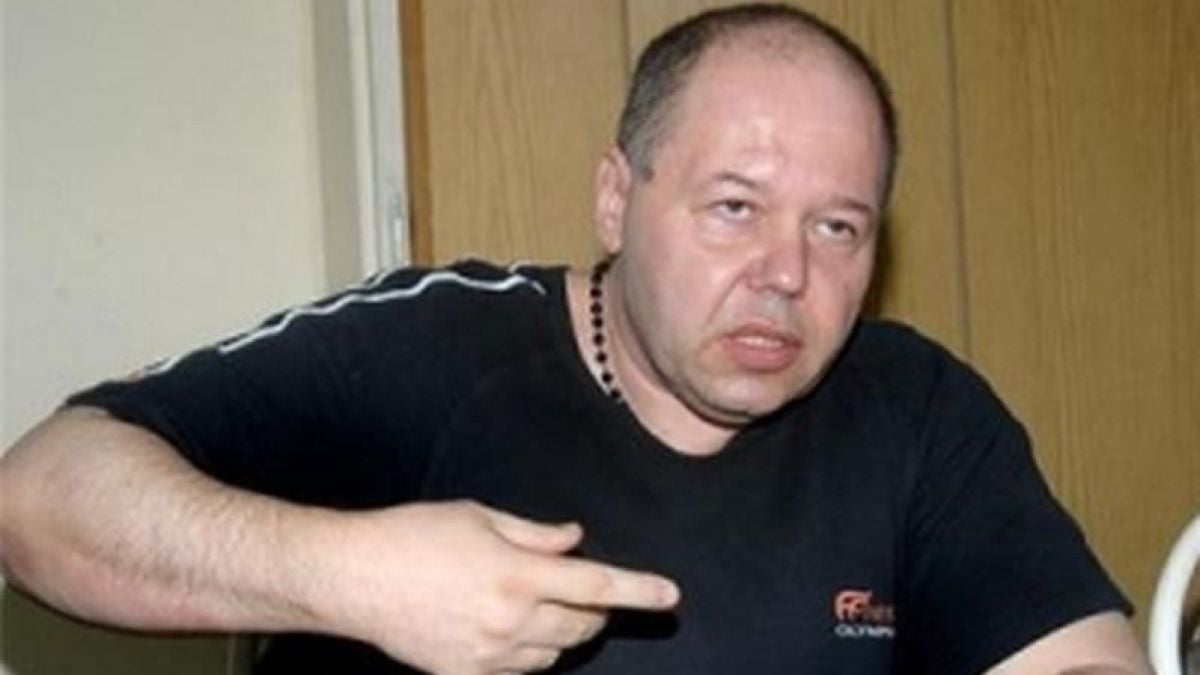 Спипаха прочутия автоджамбаз Адвоката с такси с фалшиви номера