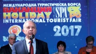 Родните хотелиери се похвалиха: Вече продадохме летния сезон, местата свършиха