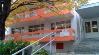 Яйчен пастет натръшка 27 хлапета от варненска забавачка 