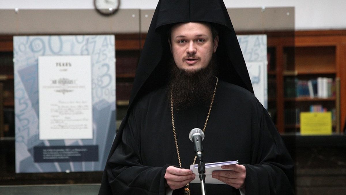 Завеждат църковно-наказателно дело срещу "архимандрита със зарята" Дионисий