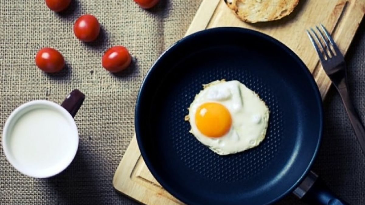 5 сутрешни навика, заради които може да пълнеете