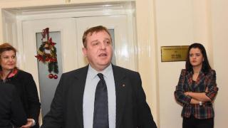 Каракачанов с любопитно изказване за БСП и ГЕРБ!