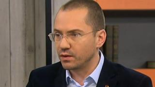 Джамбазки за напускането на Байрактаров и Николов: Решения на бутилка водка няма при патриотите