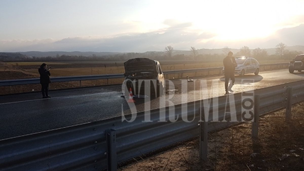 Гледат записите на видеокамерите на обраното казино