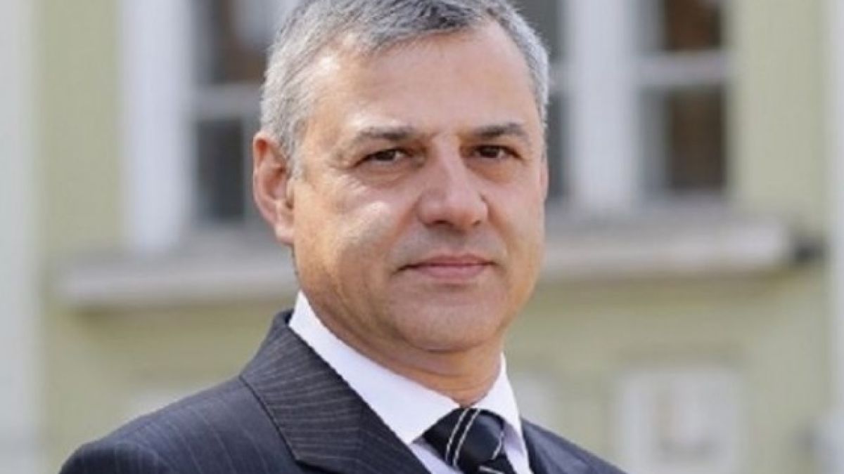 Нов скандал! Кадър на Герджиков подготвя втори бежански лагер в Хасково
