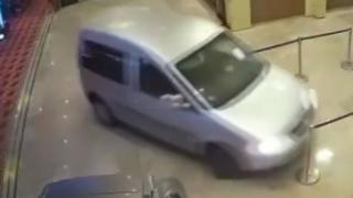 Обирджиите на казиното на Коко Динев изпуснали 100 000 евро, скрити в... (ВИДЕО)