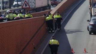 Кошмарният атентат в Ница на път да се повтори в Барселона? (ВИДЕО)