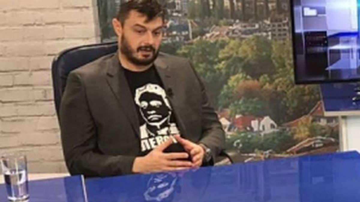 Бареков: Оттеглям се от блатото с отвращение