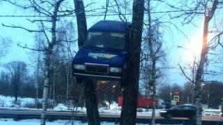 Да се смееш, или да плачеш?! СНИМКИ на топ 10 на най-големите автокуриози 
