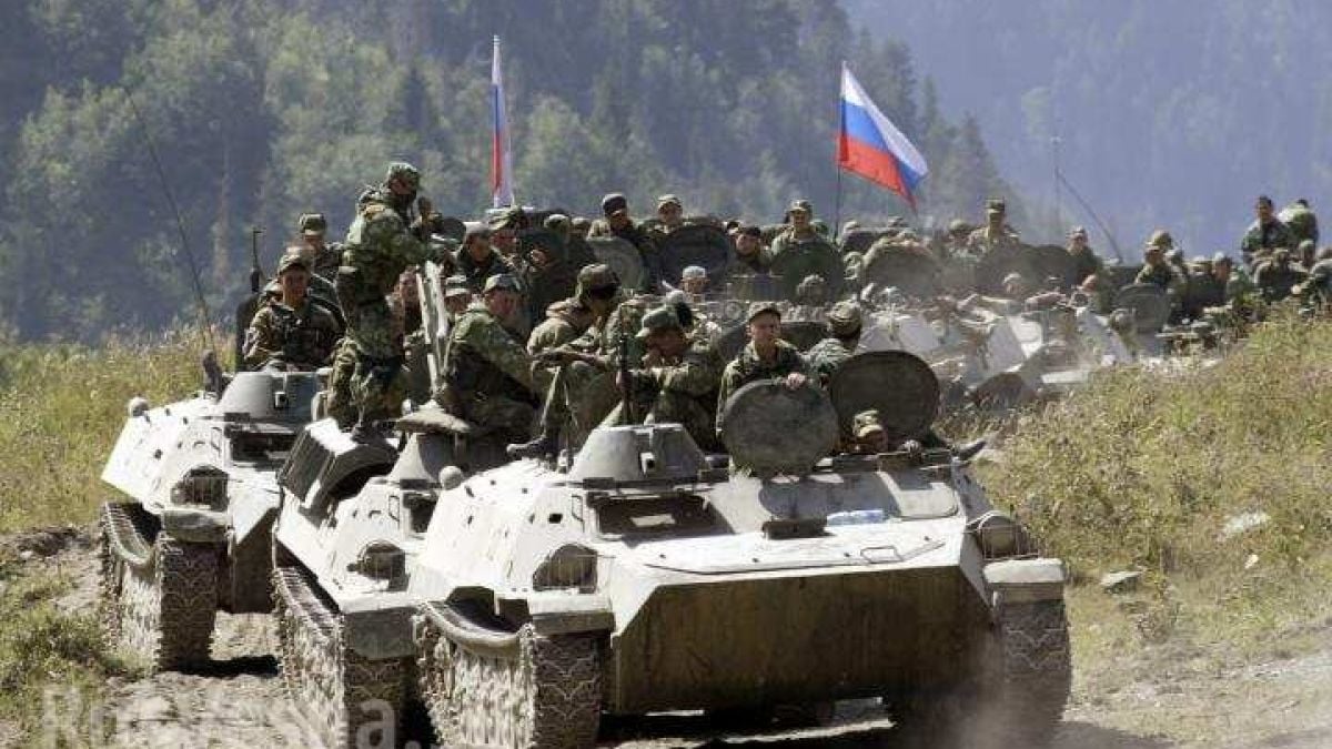 Руски депутат: В Донбас могат да се появят „по-сериозни” доброволци и системи въоръжения 
