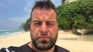 Приятели се сбогуват с Роро: Лек път, любими Принце на Светлината. Ще се срещнем там, където няма нужда от думи! (СНИМКИ)