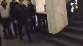 Ексклузивно! Убиецът Йоан влезе в съда! (СНИМКИ)